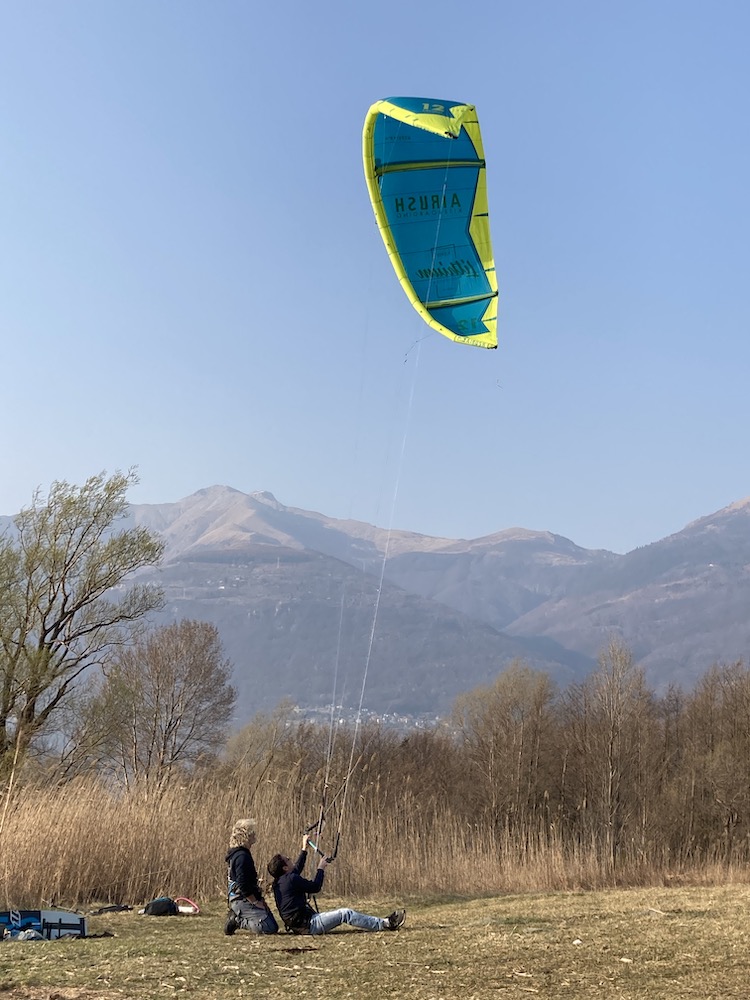 Lezione a terra di kitesurf