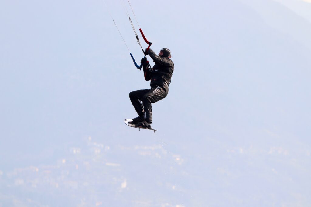 Kitesurf aprile lago di Como