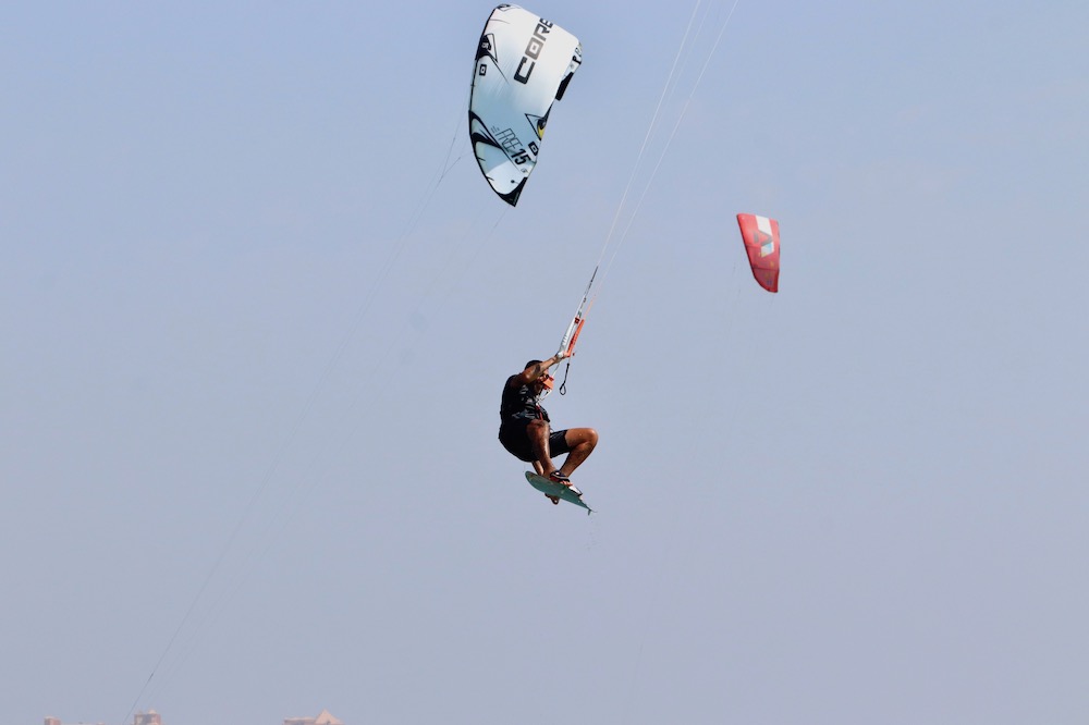 Masterclass Kiteboarding Salto con grab